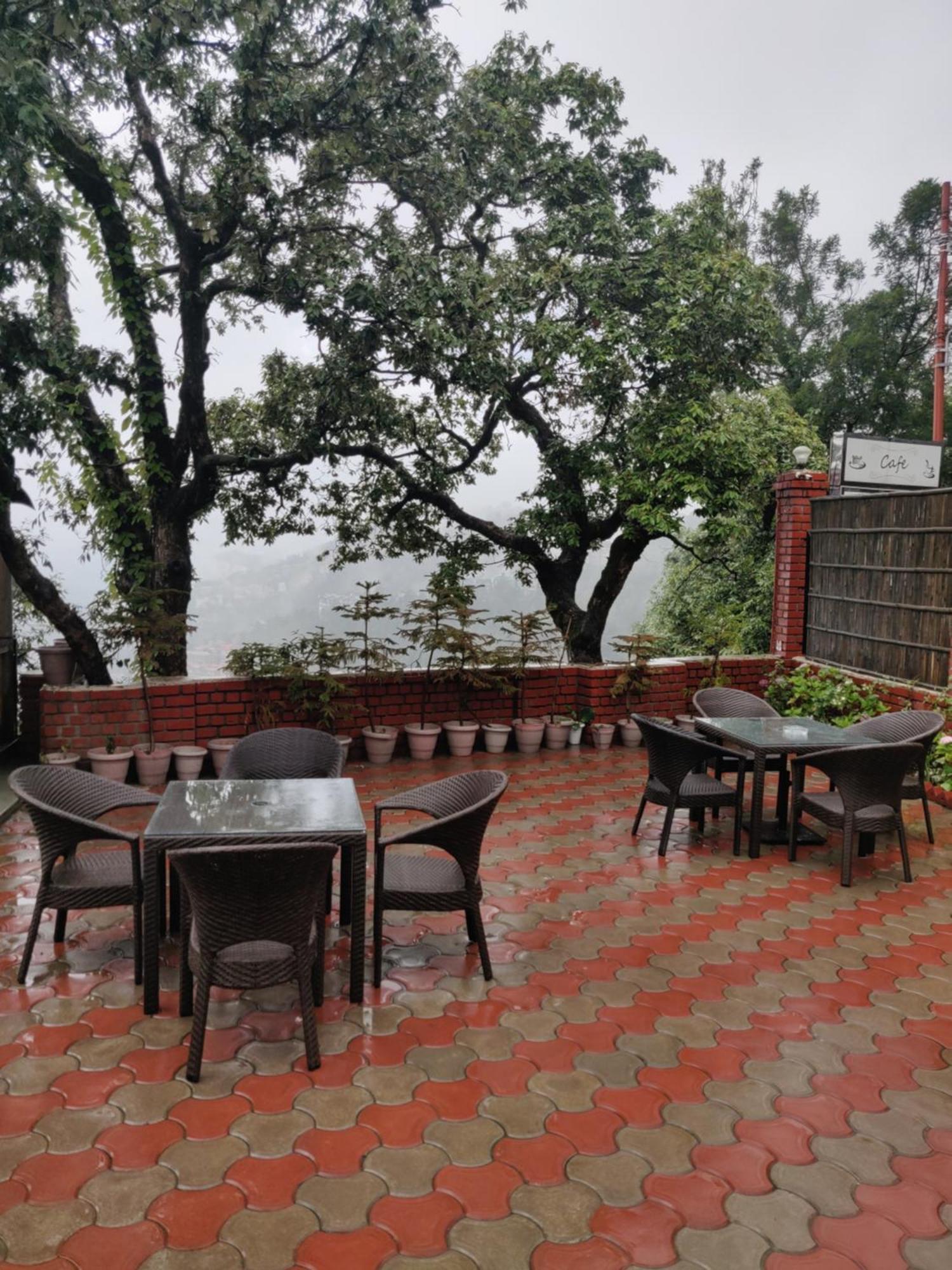 The Oaktree House Otel Shimla Dış mekan fotoğraf